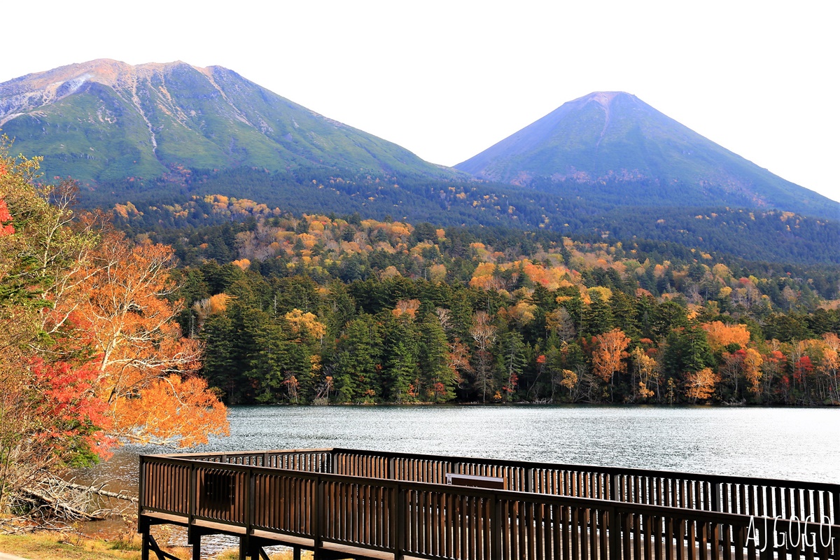 足寄五色湖 / 遠內多湖 北海道三大秘湖之一 僅春、夏、秋季開放的秘境景點
