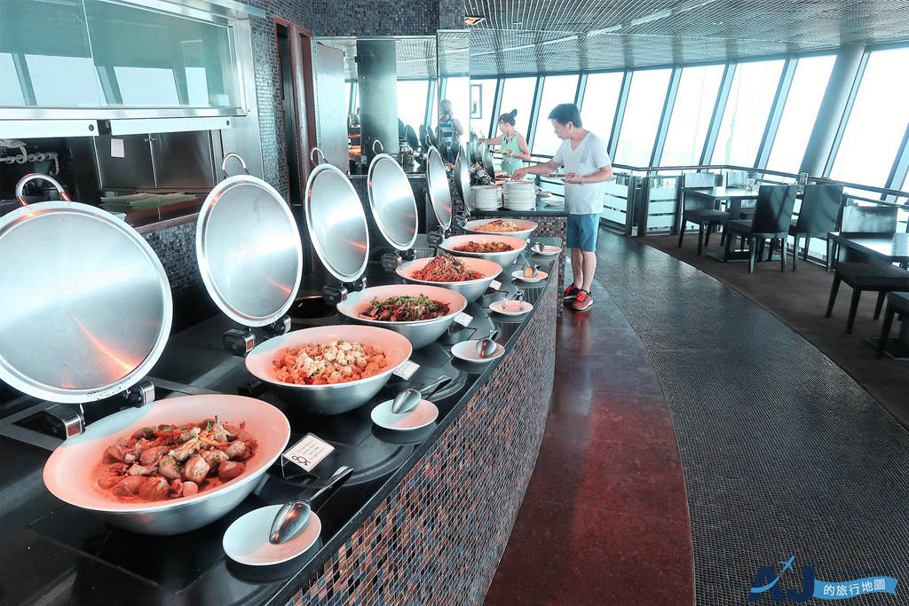 澳門旅遊塔：360°旋轉餐廳自助午餐 菜色分享+觀景台門票便宜買 營業時間分享