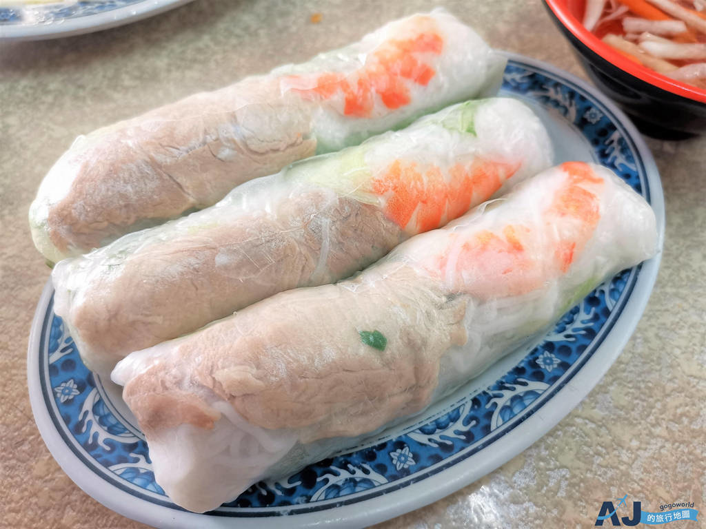 （桃園越南料理）品越小吃 南門市場旁的越南人氣小吃店 菜單、營業時間分享