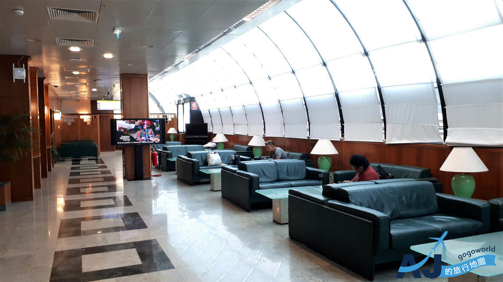 羅馬機場貴賓室 I MOSAICI Lounge 新貴通PP卡進入 第1、2、3航廈申根區、國際航班旅客使用