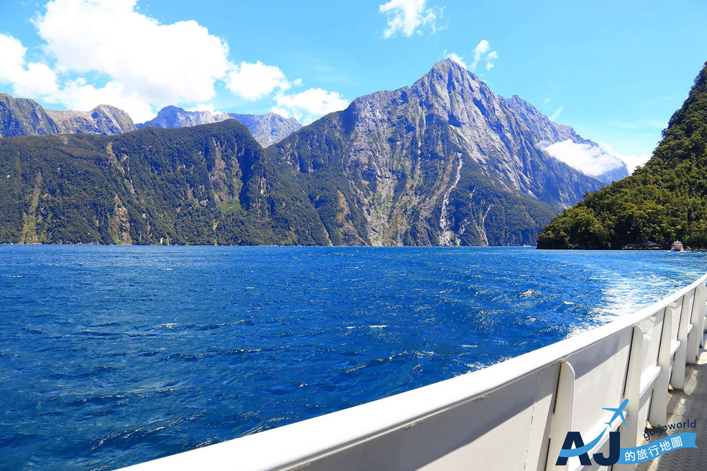 紐西蘭南島景點：米佛峽灣 Milford Sound一日遊 輕鬆搭車去遊船/交通/午餐/世界遺產/峽灣天氣查詢方式分享