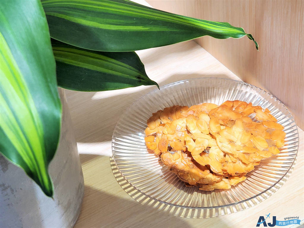（簡單食譜）杏仁瓦片 在家自己做好吃餅乾 送禮也很適合