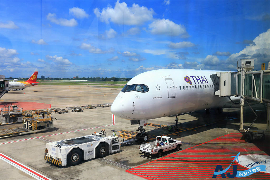 泰航 A350 TG105 清邁CNX > 曼谷BKK A350經濟艙、國內線飛機餐、機上wifi價格分享