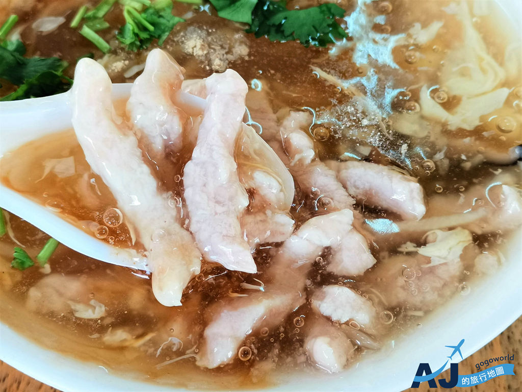 （高雄鳳山五甲美食）北港香菇肉羹、米糕、陽春麵 五甲超人氣早餐午餐小吃 營業時間分享