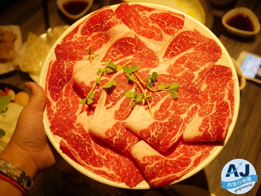 （台北火鍋推薦）好食多涮涮屋 雙城店 平價高級肉專賣 提供大肉盤 靠近晴光市場